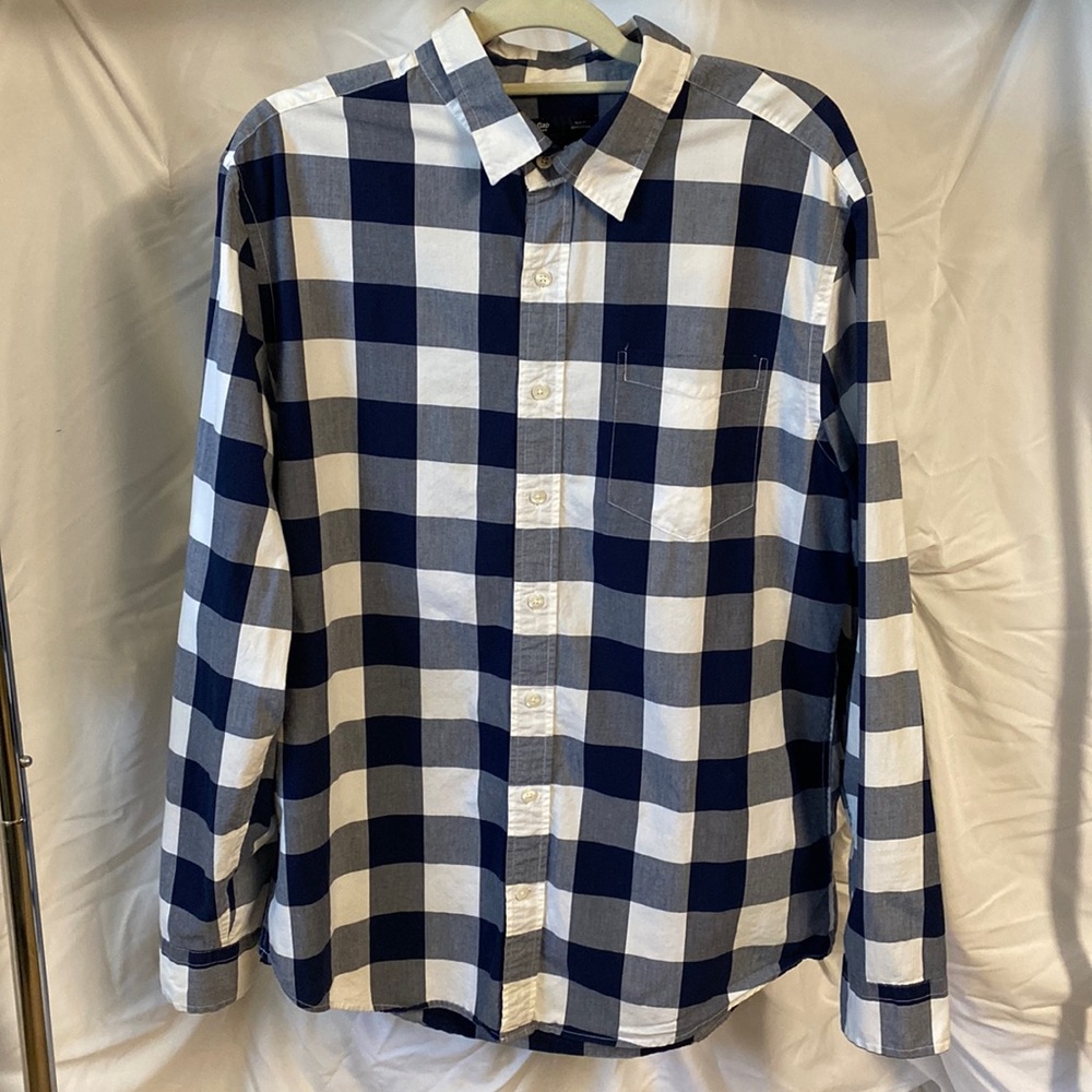 Gap Slim Fit Casual Dress Shirt. XL